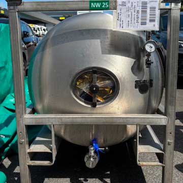 Unboxing de Tanks à biere de Milliet en Ile de France.