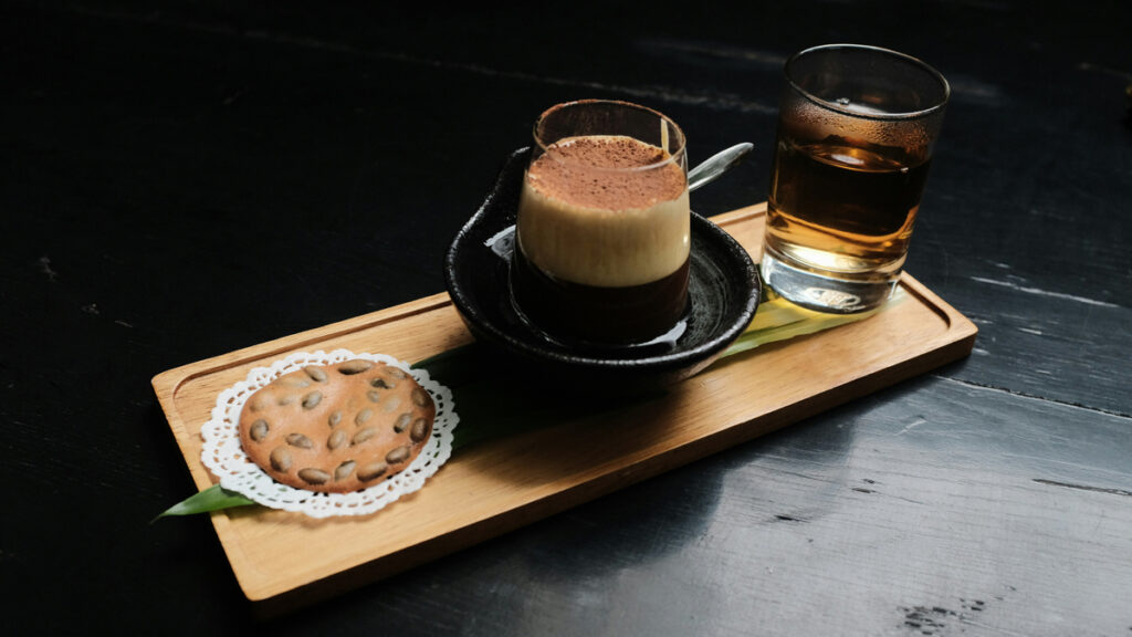 dessert whisky spiritueux Photo de danish prakash sur Unsplash