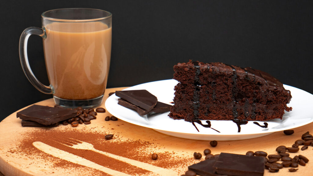 spiritueux desserts chocolat photo de dan cristian padure sur unsplash